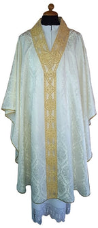 Casula damascata con particolare scollatura - luxdei.it